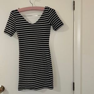 H&M Mini Dress - Black and white stripes